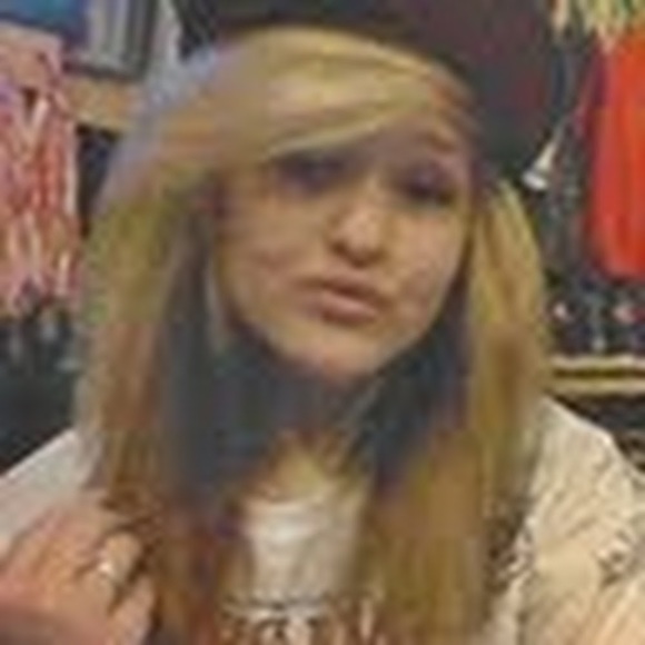 Meet your Posher, Michaela - Picture 1 of 1